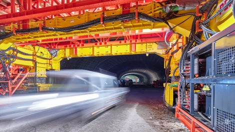 Sonderstahlschalwagen | Durchfahrt