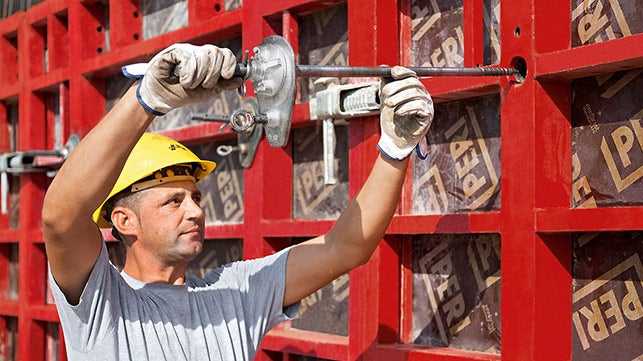 <p>PERI presenta en bauma por primera vez el encofrado de paneles MAXIMO con la t&amp;eacute;cnica de anclaje MX accionada lateralmente.</p><br/>
