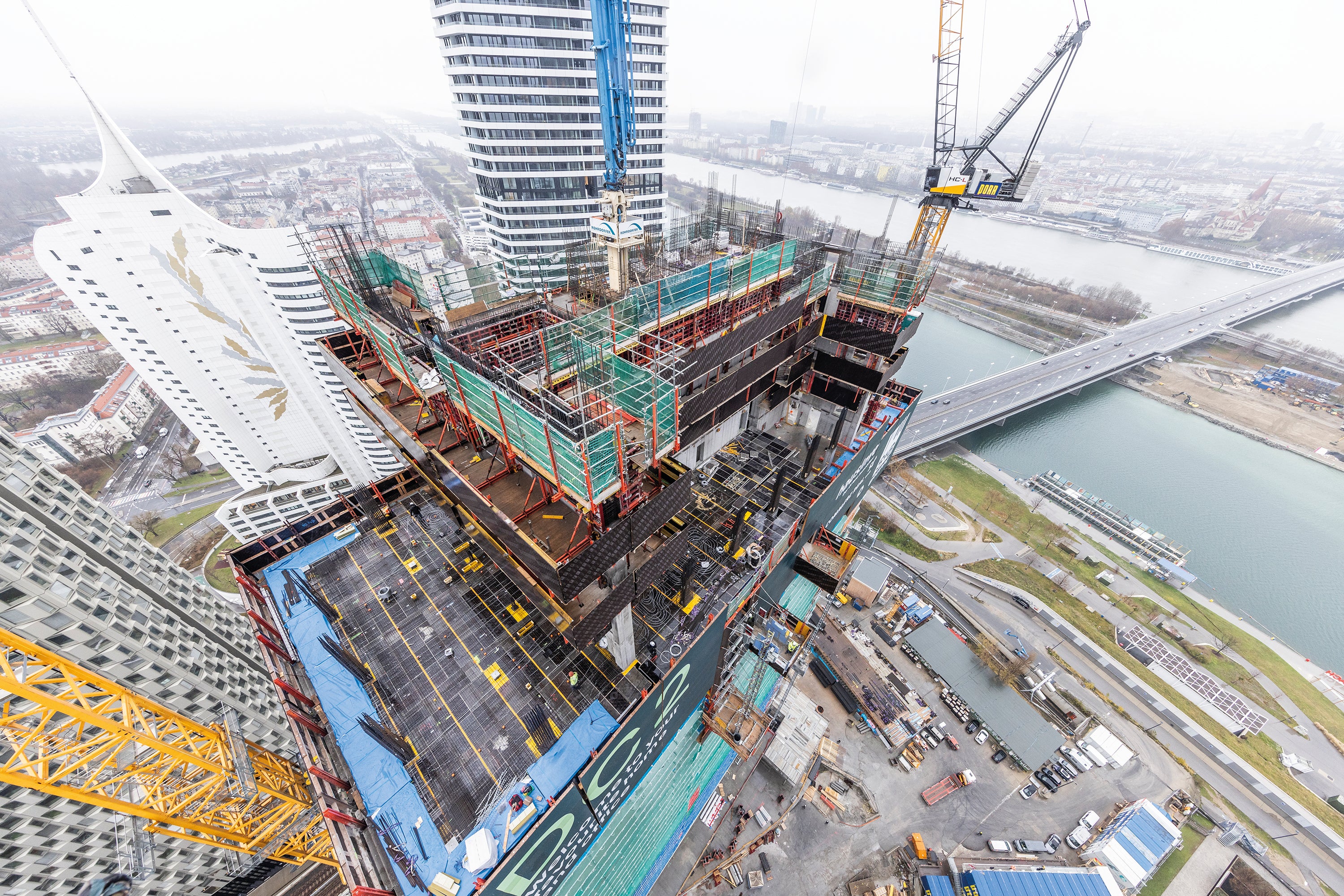 Viini siluetti hakkab ilmestama uus arhitektuurne maamärk: DC Tower 2 kerkib muljetavaldava kiirusega. 