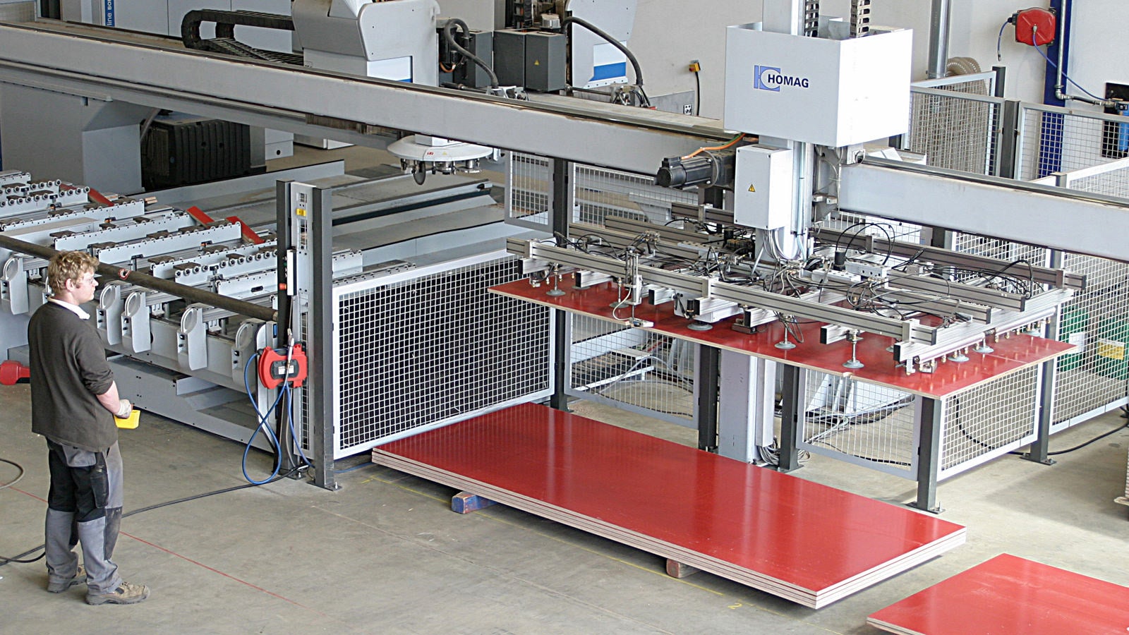 Das Sortiment des PERI Tochterunternehmens schaltec umfasst mehr als 2.500 Platten für unterschiedlichste Schalungssysteme.