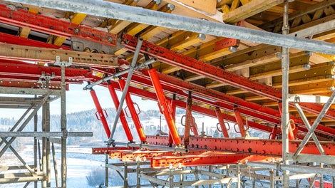 Budowa mostu na rzece Białka w km 9+785,00, w ciągu drogi powiatowej nr 1642k Groń - Trybsz - Niedzica w km 2+131,50 w miejscowości Trybsz