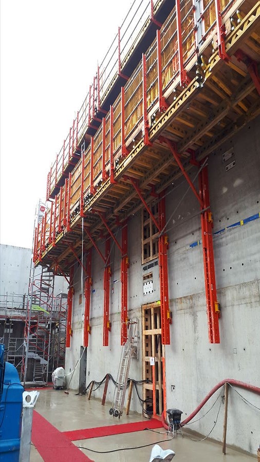 Tour DUO-1 : plateformes RCS extérieures