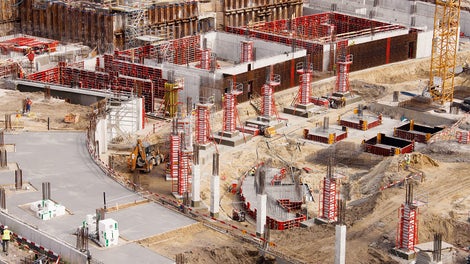 Comprehensive PERI formwork solution for foundations, walls and columns including all required stair access.