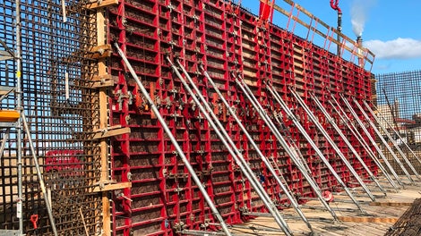 Realizacja projektu Polimery Police. Odcinek realizowany przez Gusan.