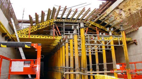 Roof formwork