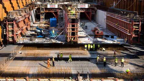 Marieholmstunneln byggs som en 300 meter lång sänktunnel ansluten till 100 meter långa cut-and-cover-tunnlar