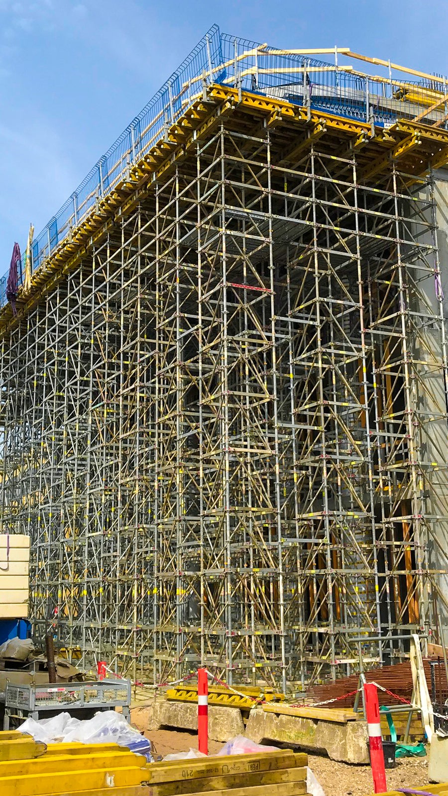 PERI UP efter udstøbning