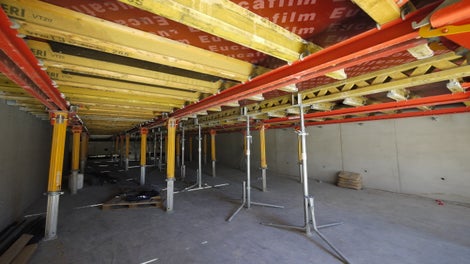 MULTIPROP en étais de tables