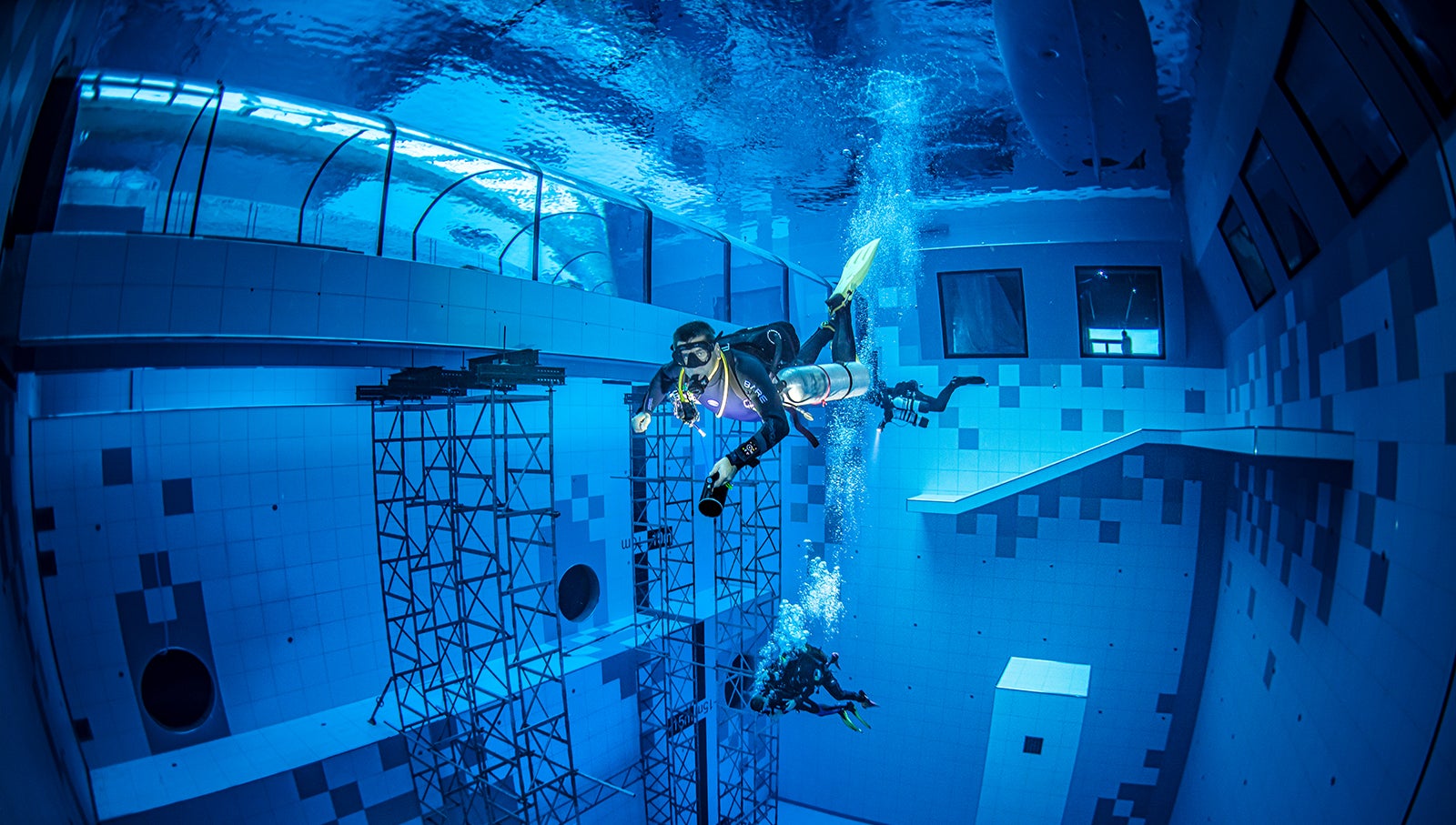 With a depth of up to 45.50 metres, the Deepspot diving facility near the Polish capital Warsaw is one of the deepest diving pools in the world. © Irena Stangierska