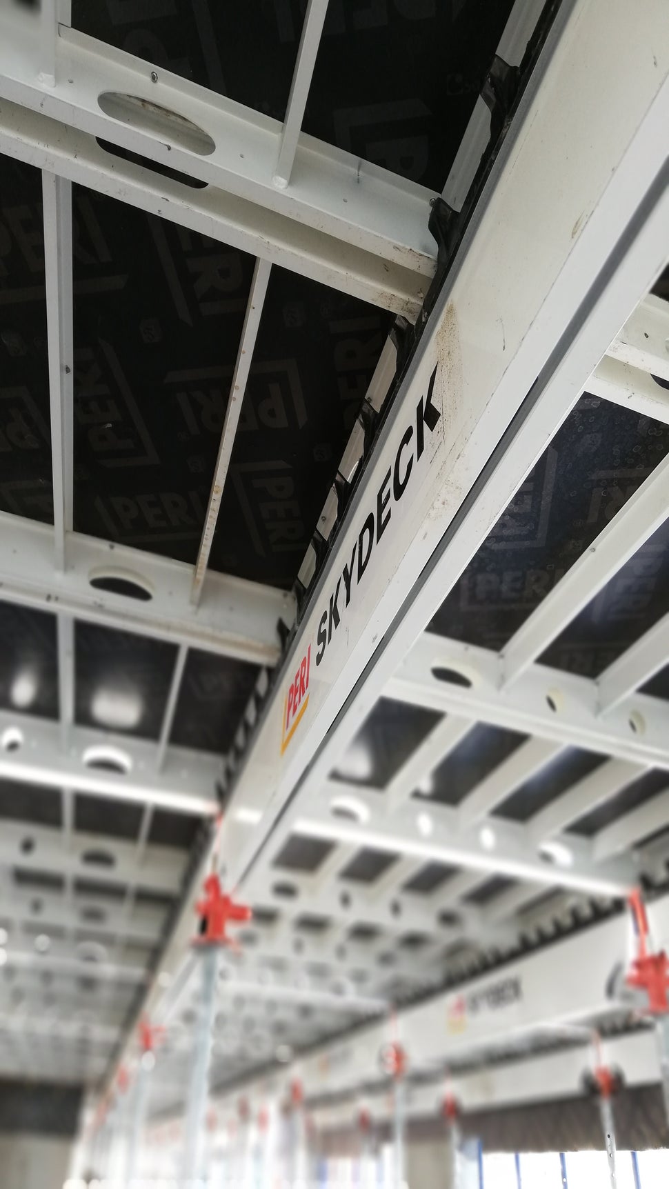 Хоризонтален панелен кофраж SKYDECK