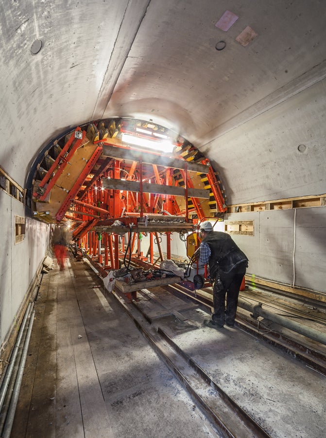 Galery formwork can also be realized with mainly rentable system components – this will be presented by civil engineering experts at bauma 2016.