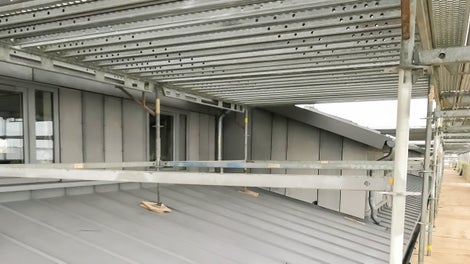 Arbejdsdæk tilpasses nemt alle forhold med stilladset PERI UP Flex