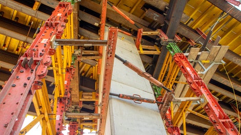 Rückhängung VST Scheibe mit Windverband