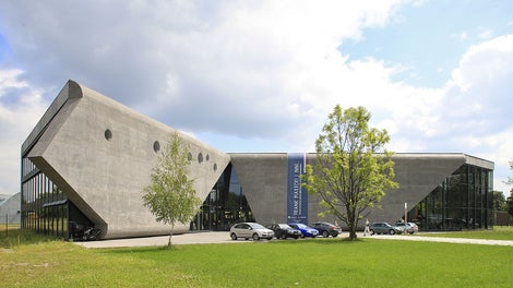 Muzeum Lotnictwa Polskiego - widok obiektu po oddaniu do użytku