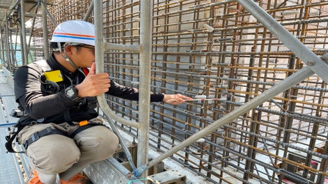 高知港三里地区防波堤（南）工事