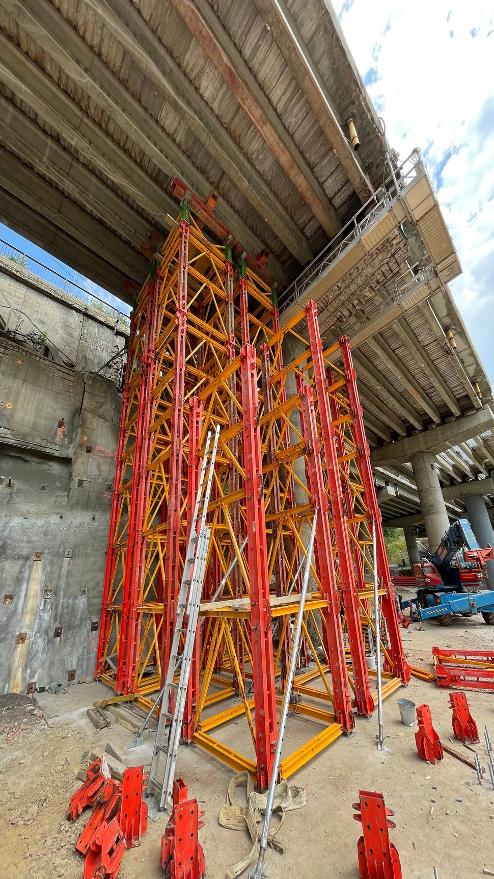 Реконструкция на съществуващото съоръжение на км 34+220 от магистрала Хемус 