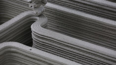 <p>Na sajmu bautec 2020. u Berlinu PERI je predstavio inovativna i praktična rje&amp;scaron;enja oplate i skele. Posebnost su bili nova stropna oplata s velikim panelima SKYMAX te COBOD 3D<br /><br/>pisač betona koji daje novi pogled u budućnost.</p><br/>