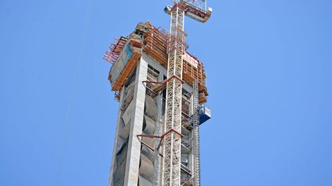 The ACS system allowed for different climbing patterns for platforms - both independently and simultaneously. This approach ensured easier jumping to the next floor. As a result, ARP managed to cast 2 floor levels in just five days.