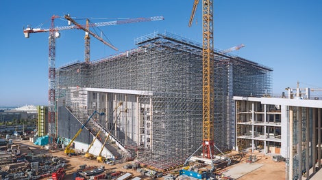 Technique d'échafaudage dans le bâtiment et l'ingénierie