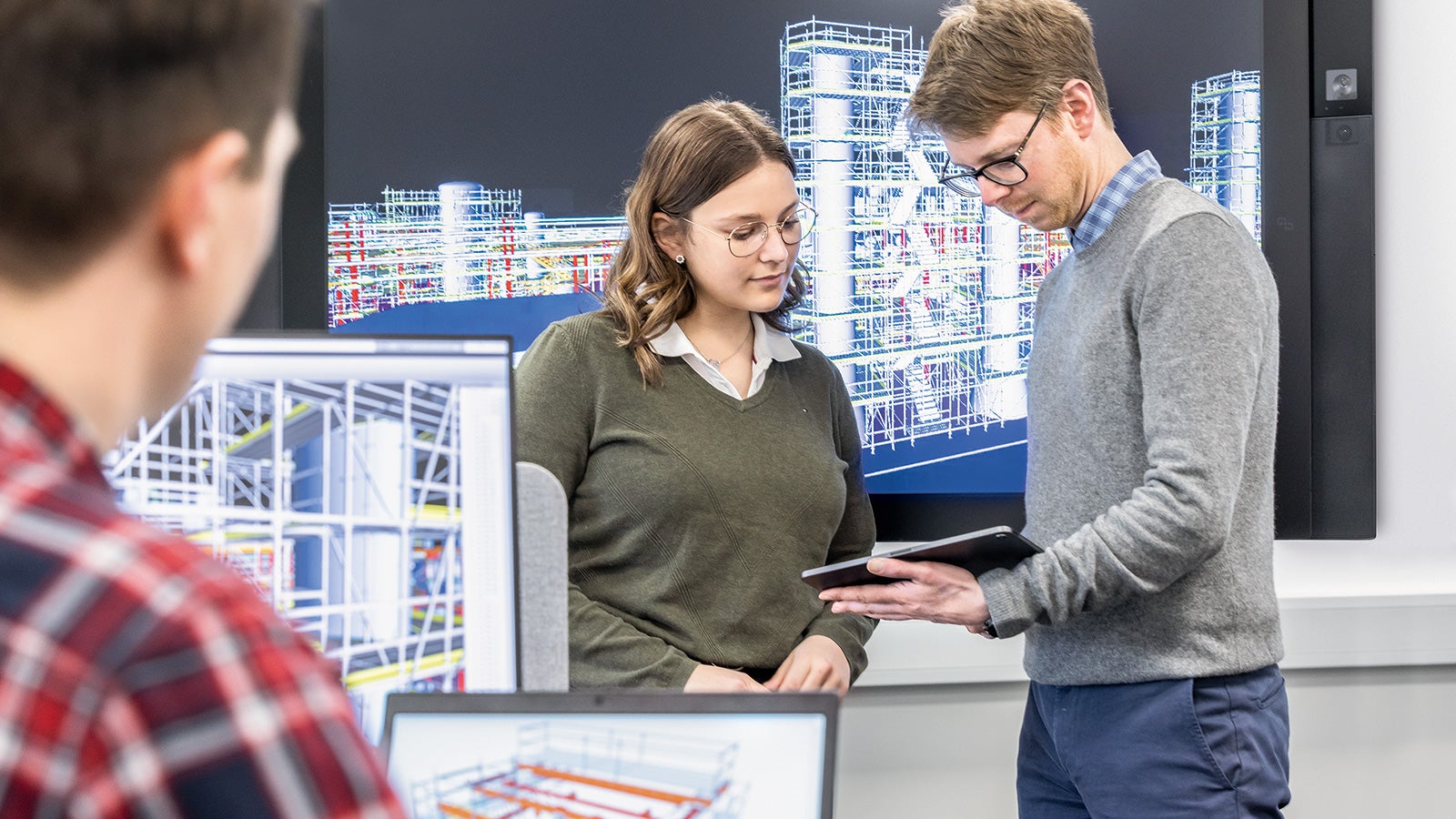 Mit einer Vielzahl an digitalen Services und Produkten begleitet PERI seine Kunden auf dem Weg in die digitale Zukunft des Bauens und präsentiert auf der bauma 2022 zahlreiche Lösungen, die Unterstützung während unterschiedlichster Projektphasen bieten.