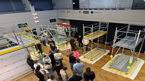 Představujeme novou sloupkovou verzi fasádního lešení PERI UP Easy modul EVOTOP