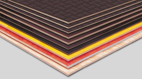 Un traitement et un nettoyage corrects prolongent la durée de vie des panneaux de coffrage en béton. Nos brèves instructions d'entretien vous expliquent comment traiter au mieux vos panneaux de coffrage PERI afin de profiter de nombreuses utilisations.