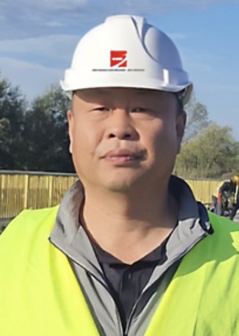 "PERI公司团队完美解决了大跨度桥梁现浇混凝土施工模板与支架的设计与安装问题。支架与模板体系设计简洁、计算严谨、安装方便，得到了我方施工人员和监理单位的一致认可，我们感谢前期合作过程中PERI公司的大力支持，也希望在以后的项目施工中，我们会越做越好！
