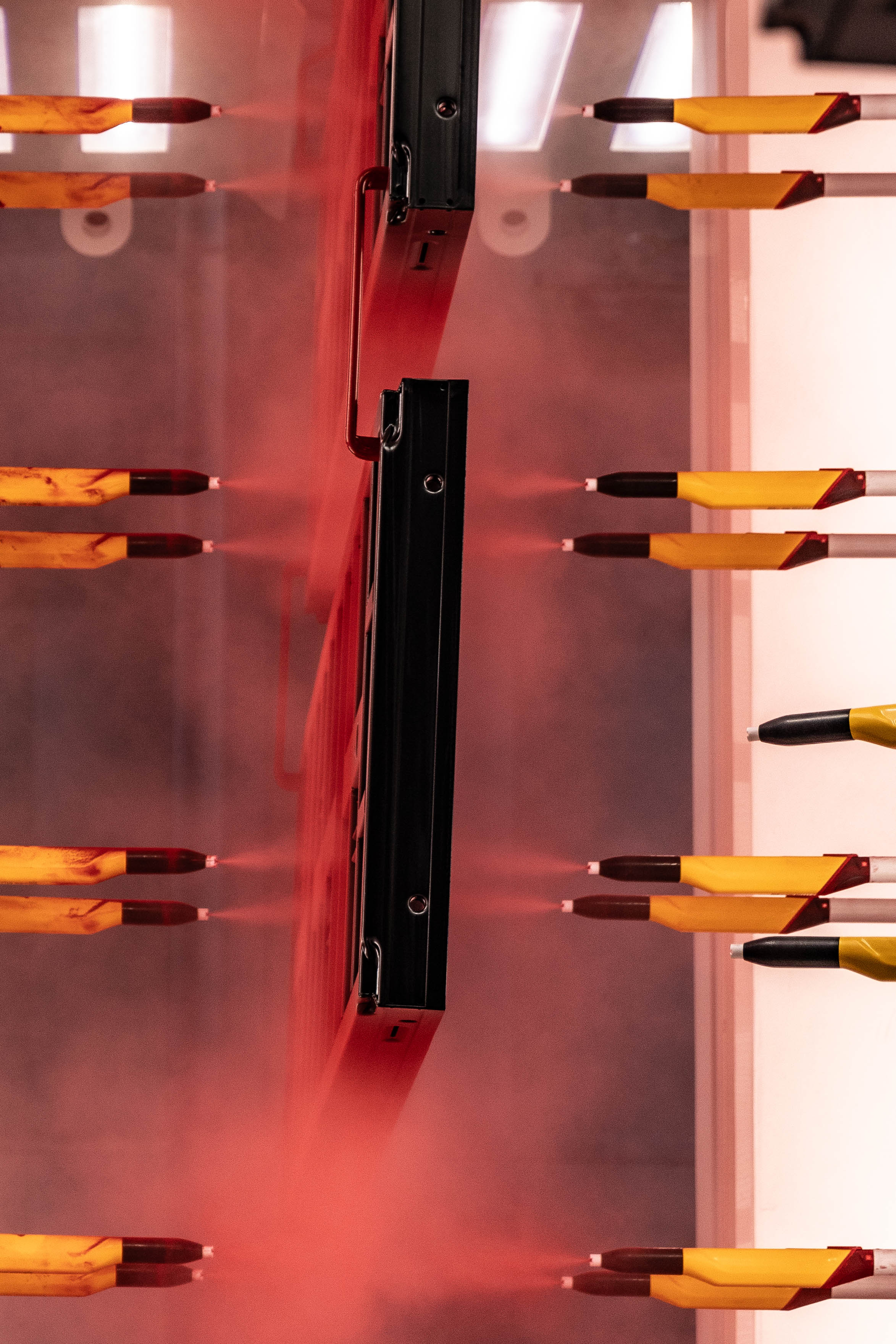 In addition to the classic PERI colours, other RAL colours can also be selected for the powder coating.