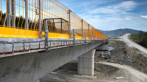 Budowa Drogi Ekspresowej S-7 Kraków - Rabka-Zdrój. Obiekt nr 6, 7, 8.