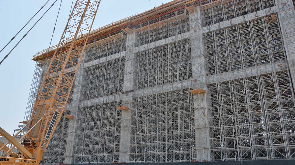 2m x 2m columns with a 2m slab thickness at 31m high