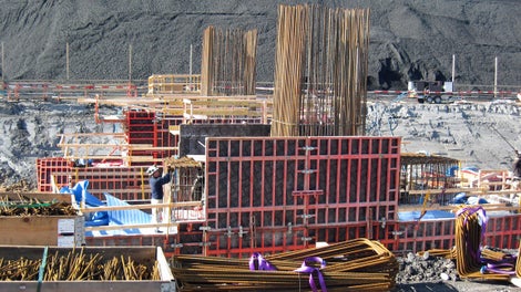 TRIO forme til forskalling af Pylonbaserne.