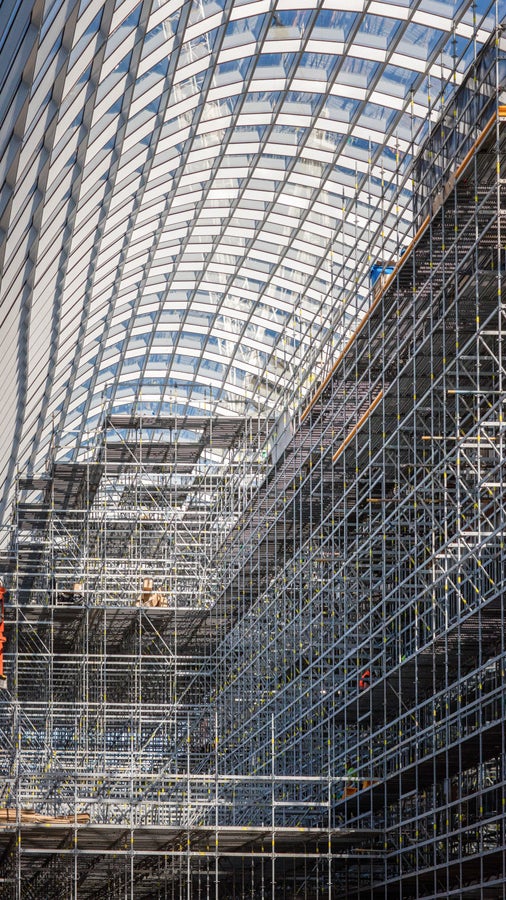 Chadstone Shopping Center (Photo: David McArthur Parallax Photography).