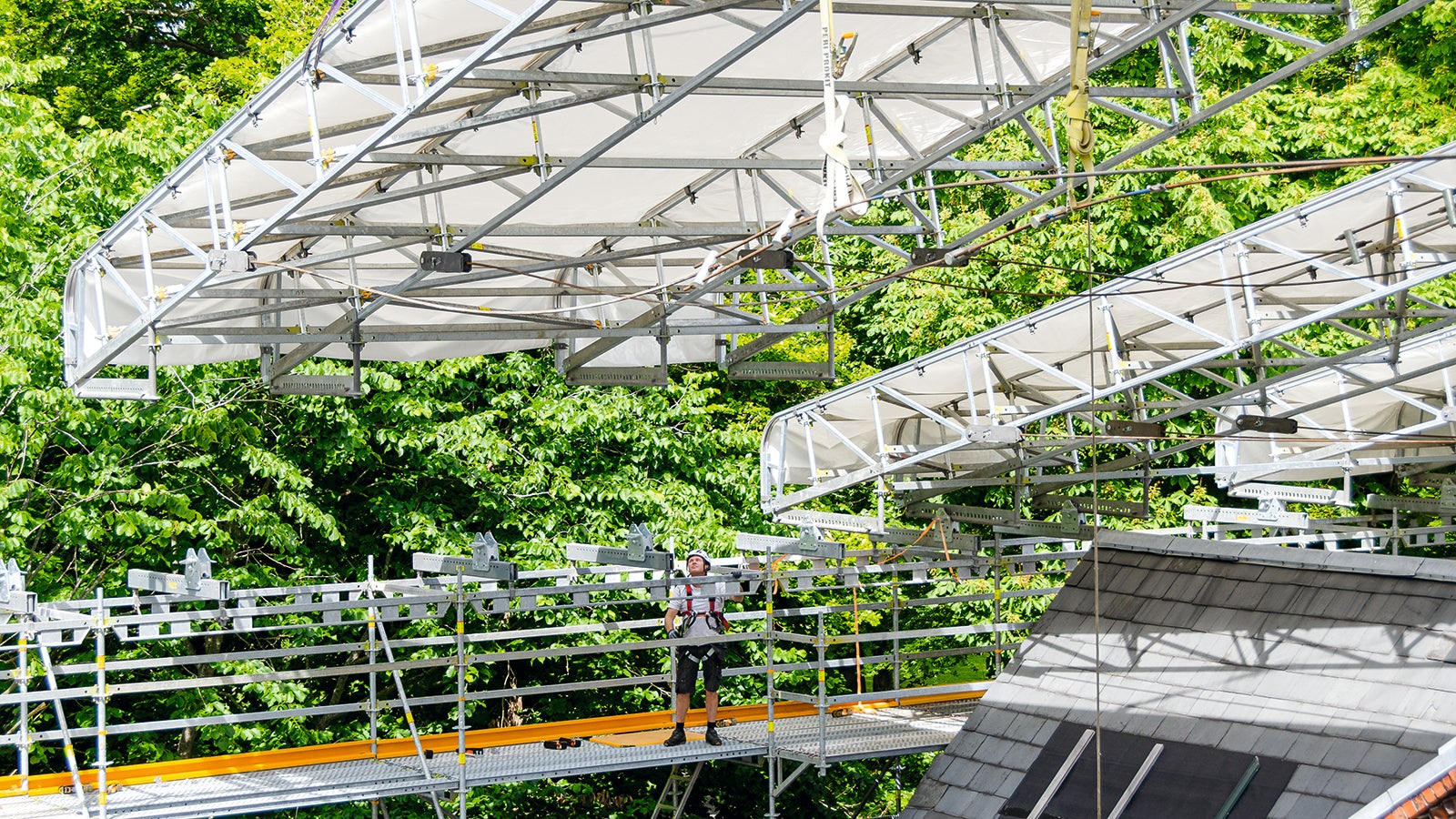 PERI UP Weather Protection Roofs