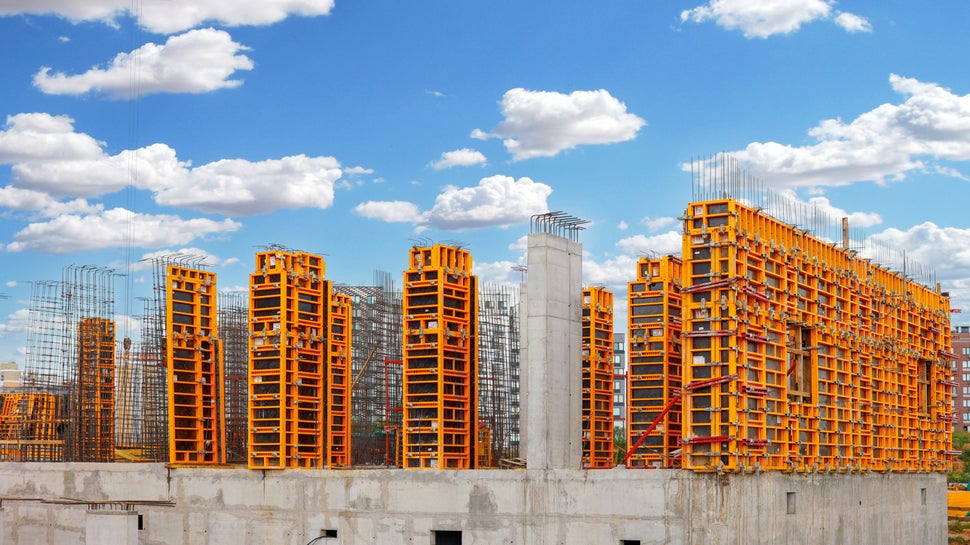 «1-й Донской» – современный эко-квартал комфорт-класса с собственной набережной. 