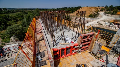 Страничен кофраж за ригел етап 1 система TRIO и обезопасяване PROKIT