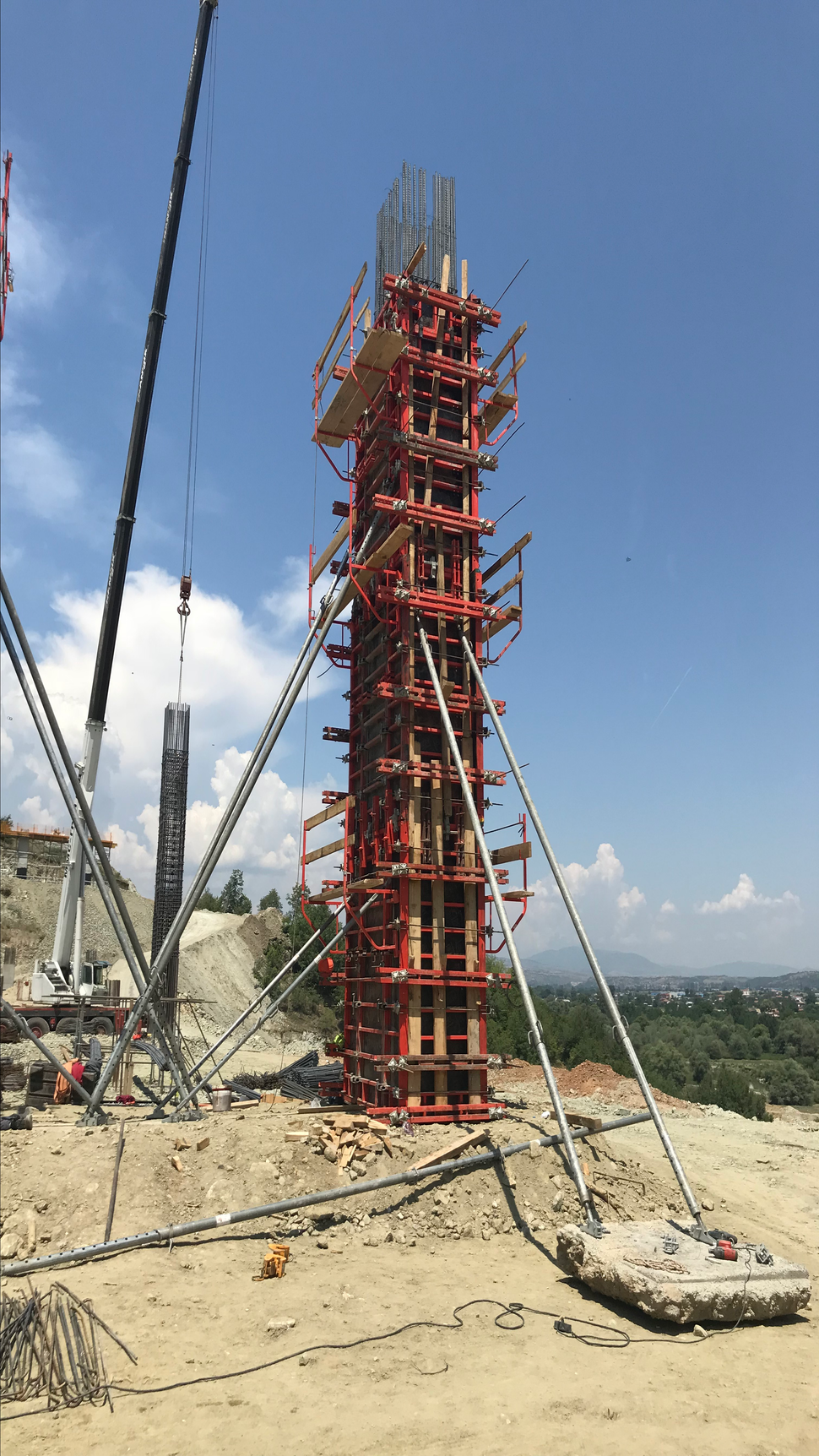 Приложение на кофраж TRIO с наклонени вътрешни тапи - Кофраж на единична колона