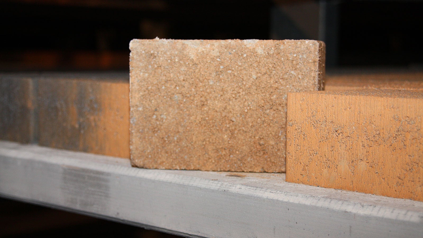 Production of the PERI Pave production pallets is carried out at a technically high quality level.