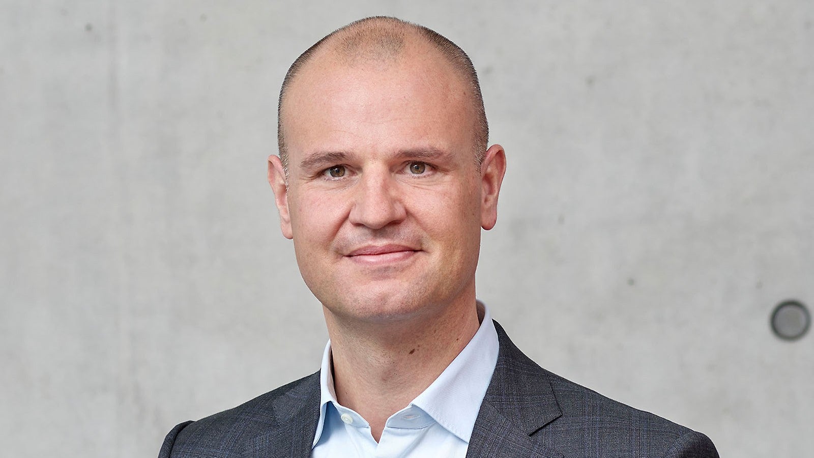 <p>Christian Schwörer, a tulajdonos család tagja veszi át a PERI Csoport igazgatóságának elnöki posztját egy átmeneti időszakra&amp;nbsp;,&amp;nbsp;2021.03.01-től.</p><br/>