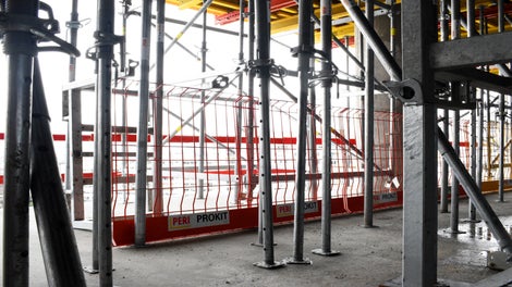 Задължителна необходимост при височини над 30 m: PROKIT - сигурно и безопасно