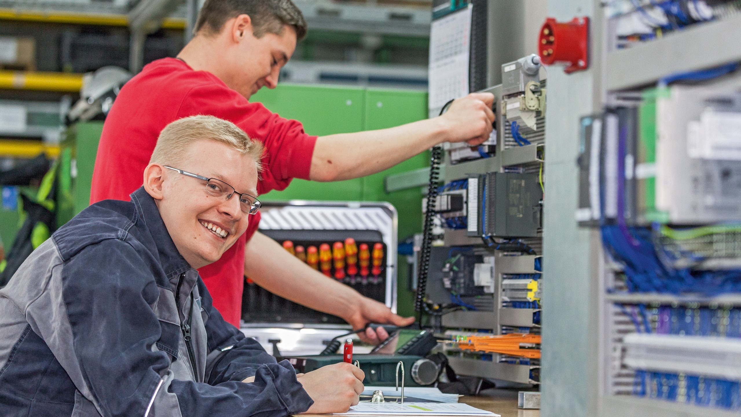 An electronic career with PERI 