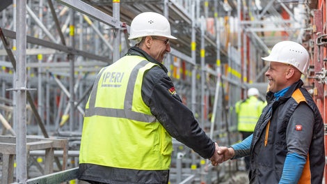 Wir sind mehr als nur ein Materiallieferant. Wir sind ein zuverlässiger Partner, der langfristige Kundenbeziehungen aufbaut und Unterstützung vor Ort bietet.